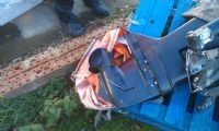 Outboard motor skeg broken. No proper packing and way too big for the pallet. No wonder it got damaged!